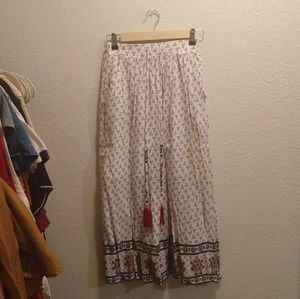 Maxi skirt boho with tassles. Fits like a small